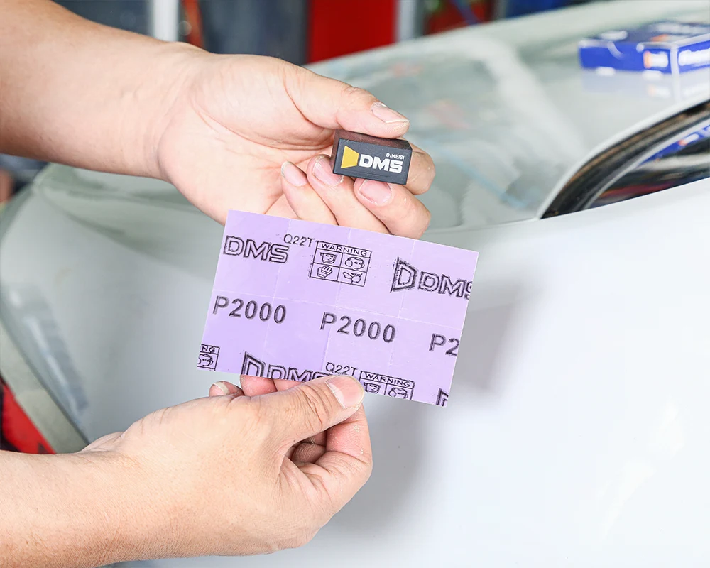 Que tamanho de grão você deve escolher para lixar tintas automotivas? Um guia para usar a lixa P80 – P2000